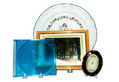 Plates, Frames, CDs w Stands